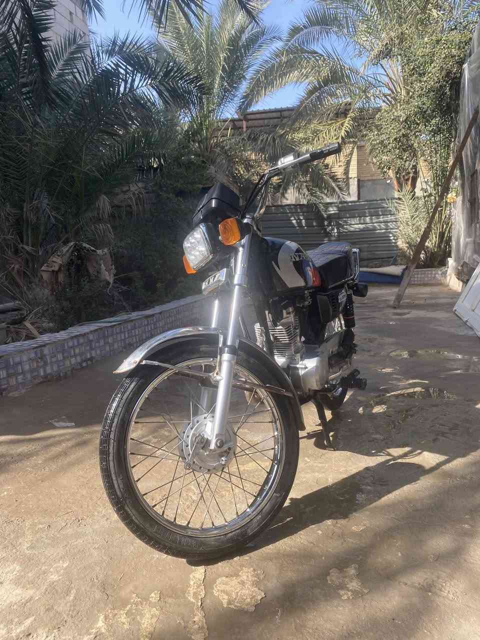 ايراني مديل ٢١ اصلي نامه شلامجه  اوراق (كامله وجديده) ما بيها اي نقص
كلشي شغال
(فقط تكبين تاير كدام + كزوز+تفيلز) كلشي مبدل كهربائيات نامه اصلي مكاني قرنه بني منصور مزرعه جامع اهل البيت 
السعر مليون و١٠٠ بيها مجال بسيط 
***********
