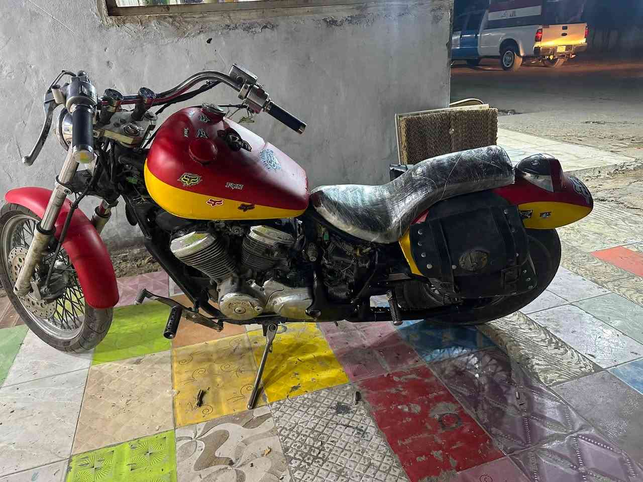هارلي ستد بدون اوراق محرككك خير من الله نكرة سلف ل ل امريكا اطلع 
400cc
ياباني 
ستد
سعر٨٠٠بي مجال
***********
