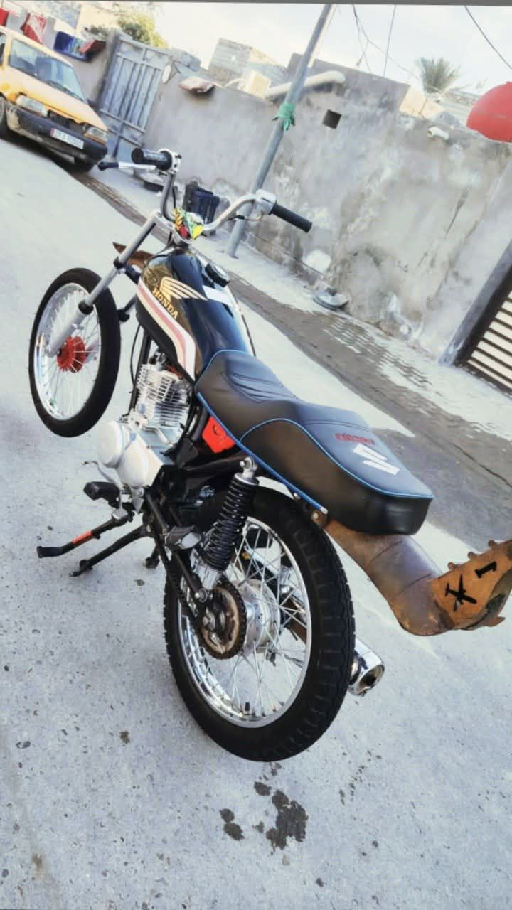 سلام عليكم  شبابنه هاي دراجه البيع مفوله  شاصي نامه 20اصولي غراض 25اصلي مكينه سيجي نامه دراجه  ونضافه ونمعه فد شي خاص  🔒 مقفول شراي  يتصل عله رقمي ويدلل ***********بي واساب
