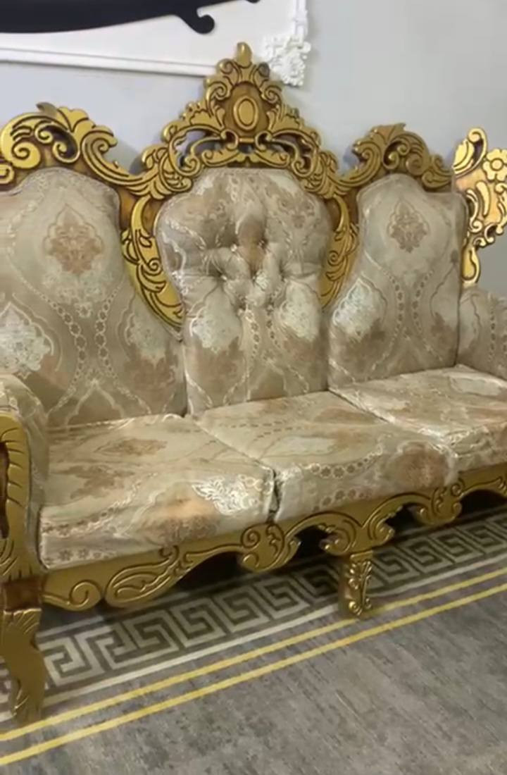 تخم ملكي للبيع السعر 500الف تخم نضيف

العنوان بغداد العبيدي رقم الهاتف *********** بغداد, العراق
