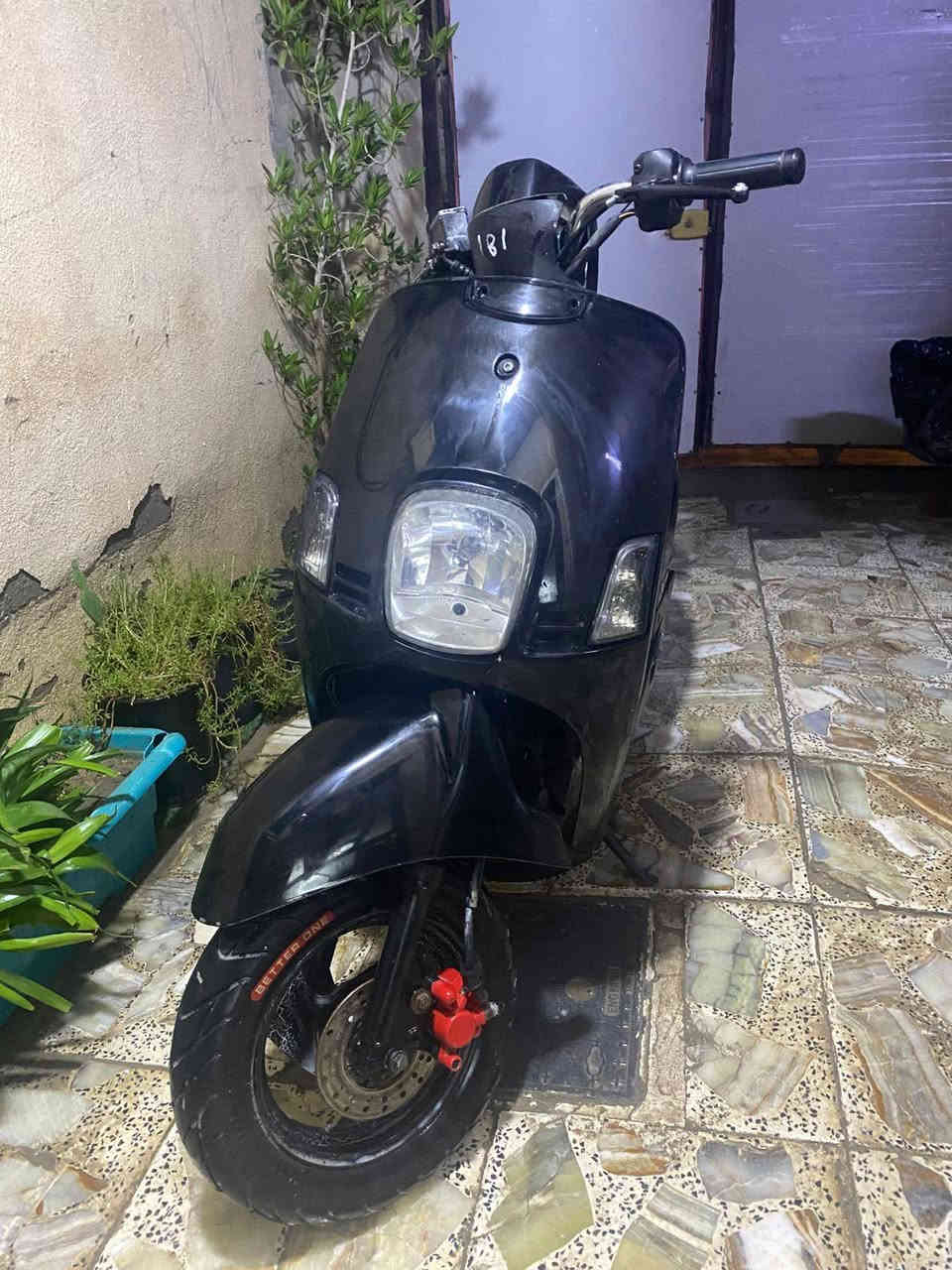 سلام عليكم ماكس بوليس.
دراجه هندر وسلف كبل تشتغل دراجه نضيفه كلشي بلادي كفراته السود ذن تجاري وكفراته البلاديه مال رمبه ضامهن. كلشي يشتغل بيه اله العداد مال سرعه مايشتغل مال بانزين يشتغل مستعجل علا بيعته سعر 650 وبيه مجال حك الجيه متواجد واتساب ***********
