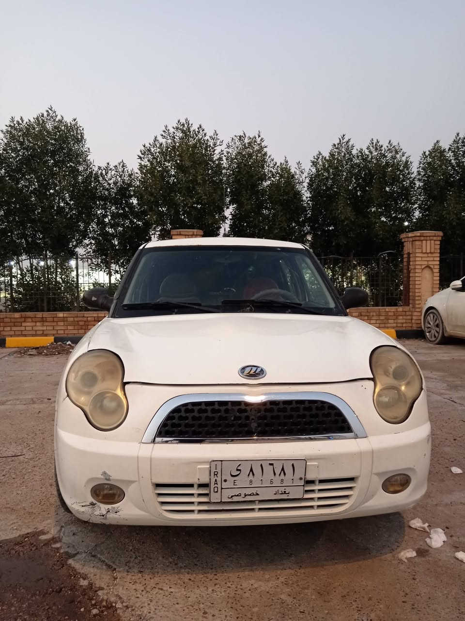 السلام عليكم للبيع سيارة ليفان
مديل13 سنويه لل27
السعر 35
الهاتف:***********
