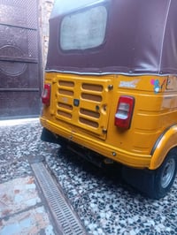 الفين و18 رقم وسنويه بيه بس هاي ضربه ودوس معمره ولباقي  كفاله077402331...