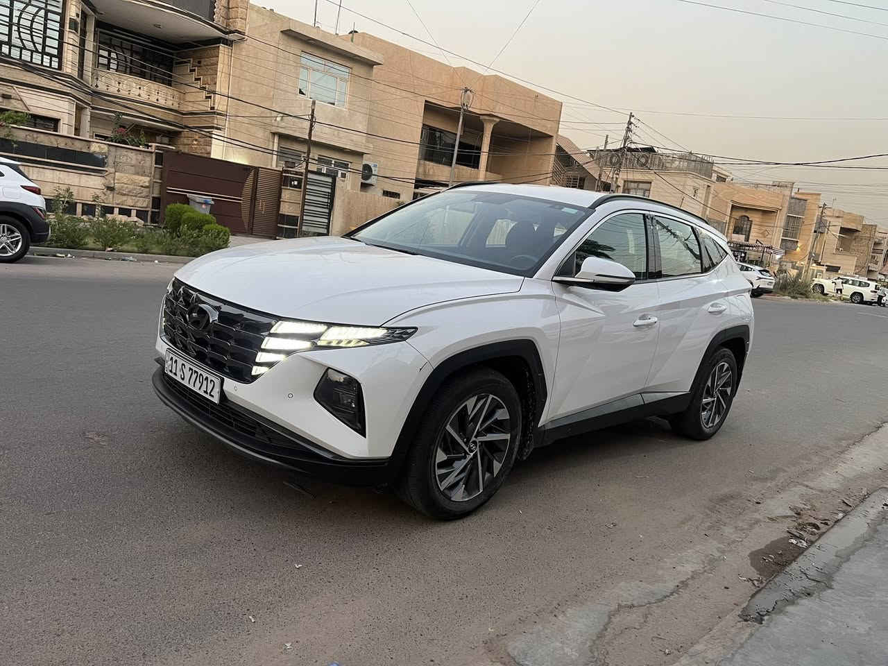 السلام عليكم
للبيع هونداي توسان

موديل 2023 رقم بغداد 

وارد خليجي محرك 2000. دوش 

ماشيه 43. Km

فووول مواصفات  عدا الفتحه 

السياره مكفوله من الصبغ والتبديل والبارد عدا 5 رصات بالقماره ممبينات خلاص بالسونار طلعن 

السياره كلها ع وضع الشركه 

السعر 193 وبي مجال للاستفسار ع 

***********

مكان السياره بغداد
