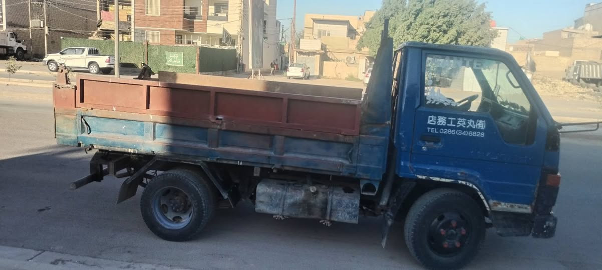 السلام عليكم للبيع فقط ازوزة تويوتا موديل ٩١ رقم انبار باسمي تحويل شرط
مكينة ١٤
كلابي نثية تخم تاير جديد
للبيع فقط تواصل الرقم
مكاني بغداد الكرخ حي التراث
سعرها ٦٥
***********
