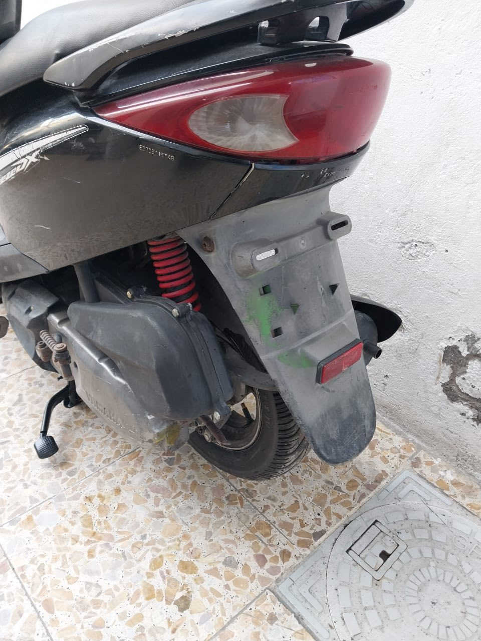 سلام عليكم للبيع بريز يباني رمبه صار ٦ أشهر نازله كله بلاد على وضع رمبه مختمه كابريتر بلادي ماشيه ٣ مكينه مكفوله سعر ٥٧٥ مكان بغداد بلديات دراجه أوراق رمبه بيه دراجه شغل وطلع نتصل  *********** نتصل خاص ماكو
