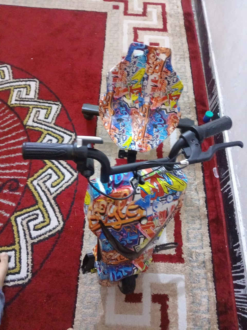 سكوترات عدد ثنين الماني سعر الواحد ١٥٠مع بطاريات والشاحنه بغداد شارع فلسطين


**إذا كنت صاحب هذا الإعلان وتريد حذفه لأي سبب، رجاءا أرسل رسالة إلى الدعم الفني**