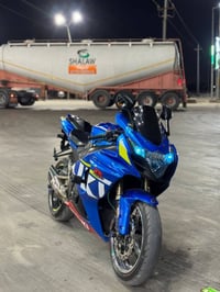 جكسر 1000موديل14. دراجه جديده  برمجه3مودات مكانهه بغداد الحسينيه 07718...