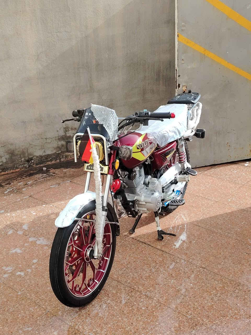 السلام عليكم سيفان سونك للبيع موديل 2025 مكينه 200 مكفوله المكينه اسبانه  ماممدوده عليهه
السعر850 وبيه مجال المكان التأميم القادسيه الثانيه للاستفسار ***********
