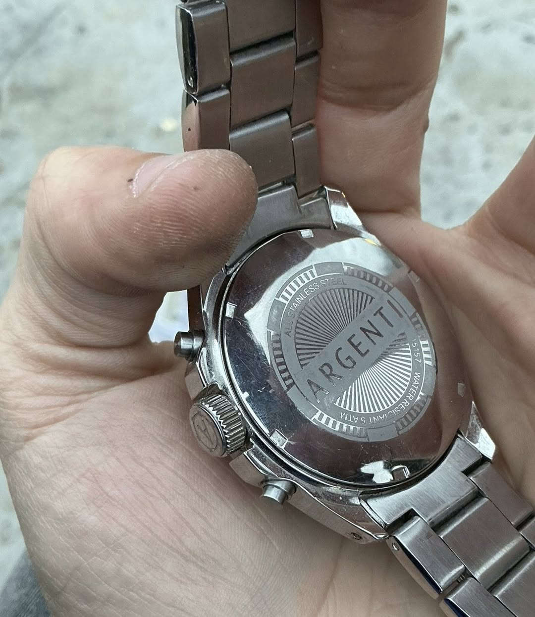 السلام عليكم ساعة ARGENTI اصلي ياباني
دزاين غريب ومميز
ستانلس ستيل
نظافة ممتازة
عقارب وارقام فسفور
قطر 42 43
سناتر شغال كامل
95 الف


**إذا كنت صاحب هذا الإعلان وتريد حذفه لأي سبب، رجاءا أرسل رسالة إلى الدعم الفني**