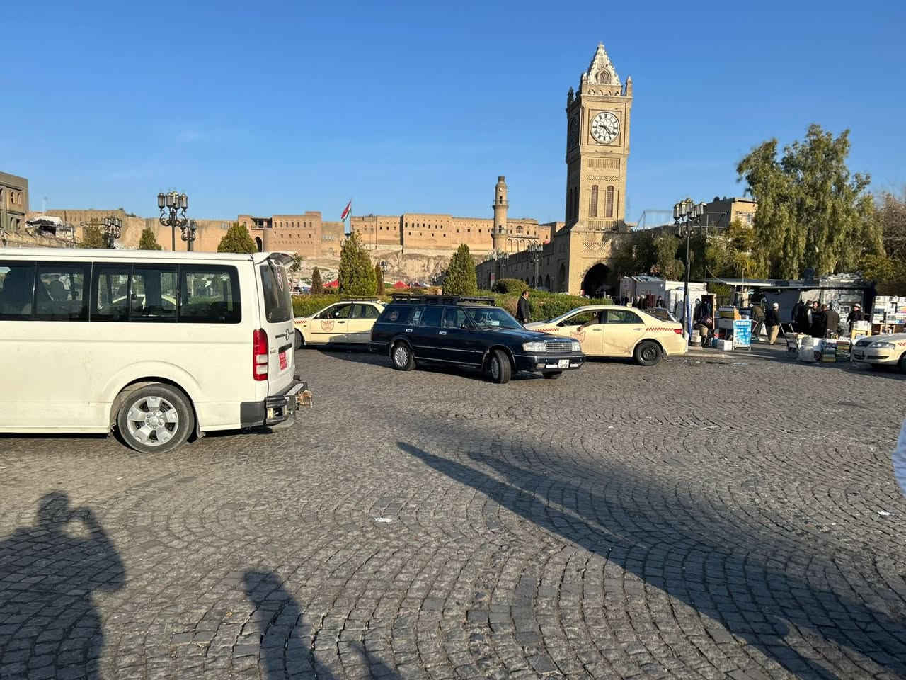 السلام عليكم ورحمة الله وبركاته 🤝
سوبر كراون ارنب استيشن 
ابسمي رقم انكليزي 
شرط التحويل 
موديل 1993
مكينة كير مكفولات خير من الله 
كهربايات بلادية ما ملعوب بيهة 
صدر امامي جديد 
السعر 68 وبيهة مجال بسيط حك الجية 
مكان السيارة صليخ ال600 
رقم الهاتف ***********
