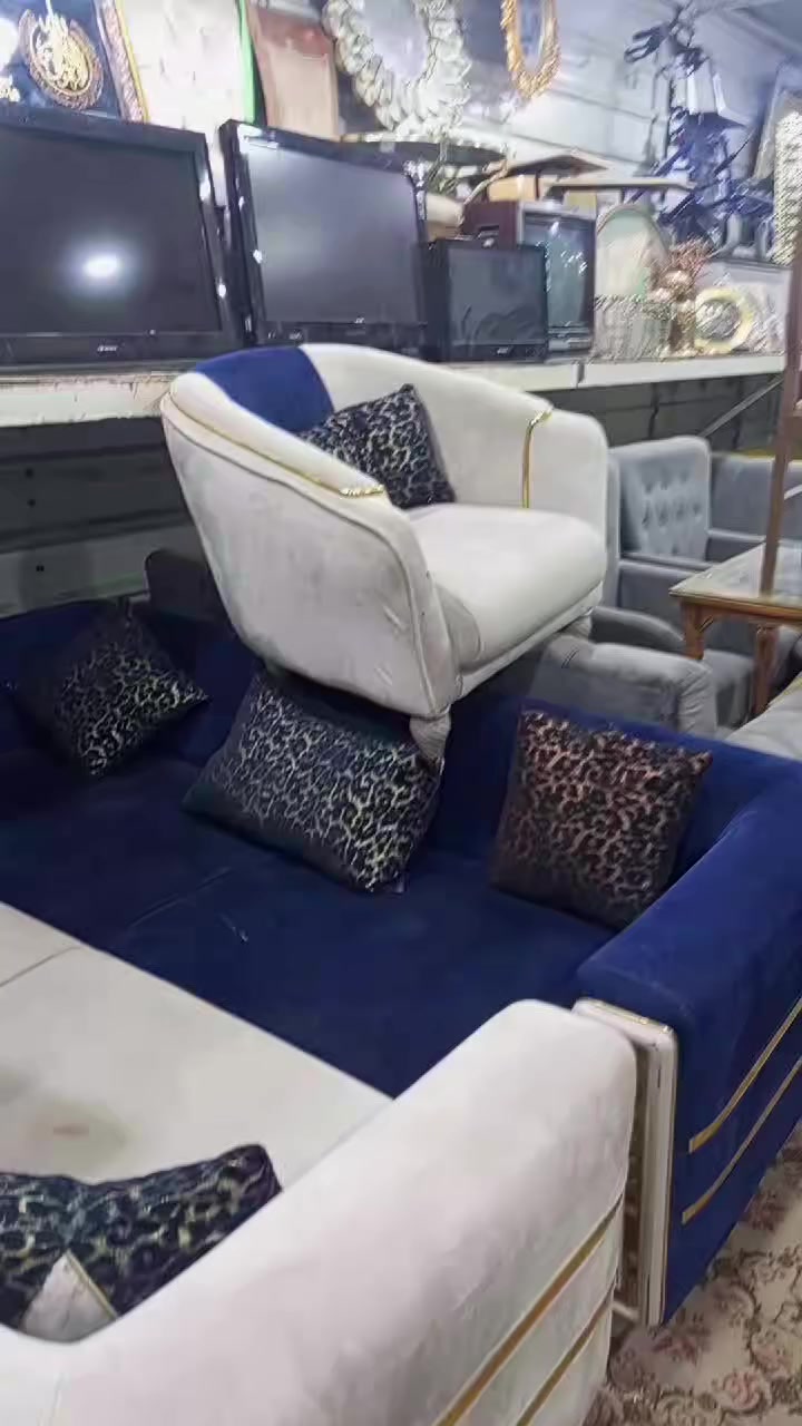 اللهم صلى على محمد وآل محمد
يتوفر جميع انواع التخامه الجديده والمستخدمه
ويوجد كاونترات وسبالات
وميوزه طعام وكراسي مفرده

العنوان ناصريه
الاداره المحليه مقابيل دائره الزراعه 
هاتف ‍***********
