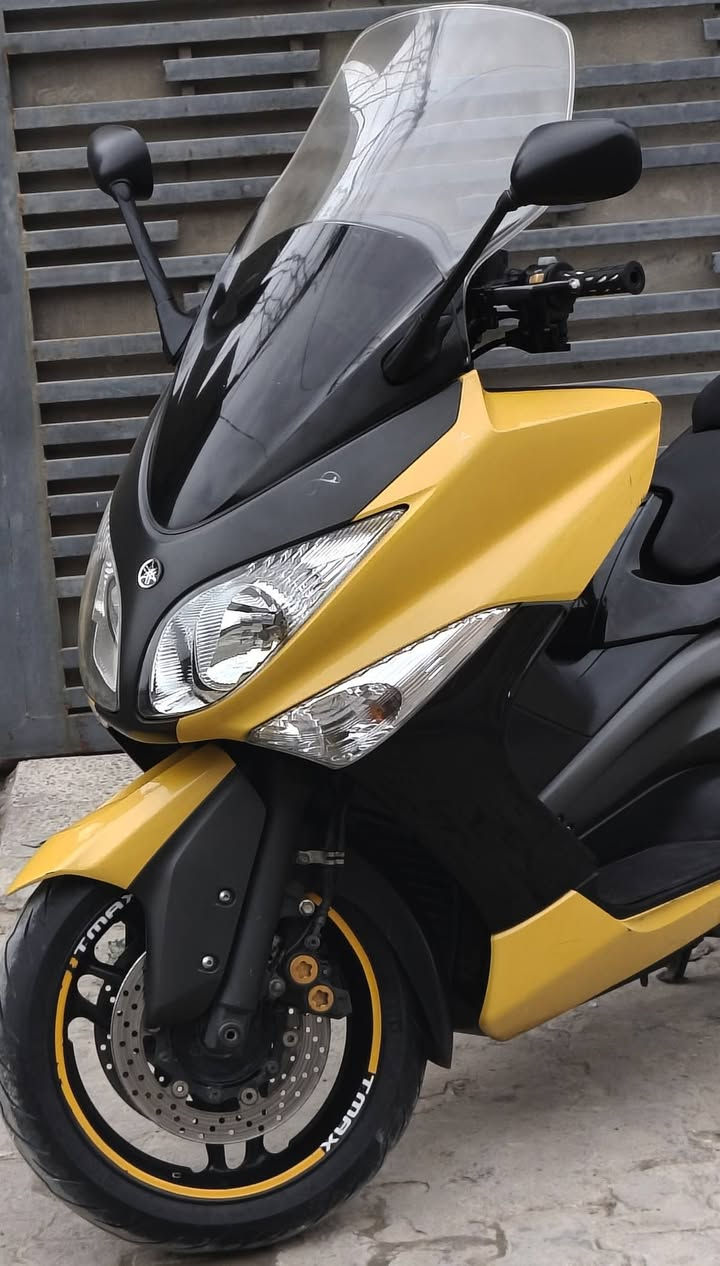 السلام عليكم tmax2011 مكفوله 100/100  ماشيه  32 طالعه من معرض كلشي وكلاشي  السعر خاص مكاني بغداد 
***********
