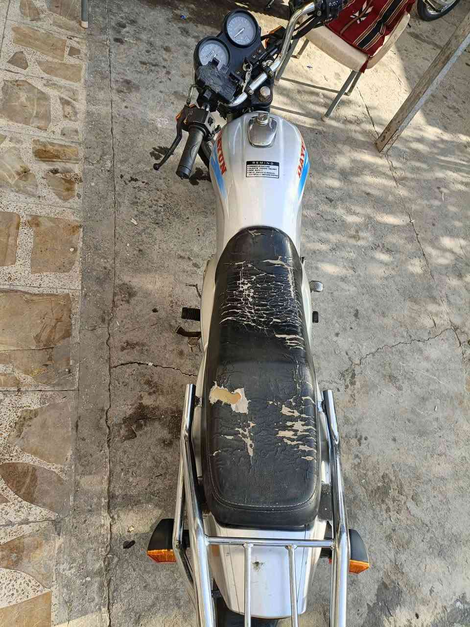 سلام عليكم دايون عضم مديل2020كلك مكينه ناعمه لاتبخير ولاتنقيص كله شغال كهربائيات سعر 500وبيه مجال ***********واتساب موجود
