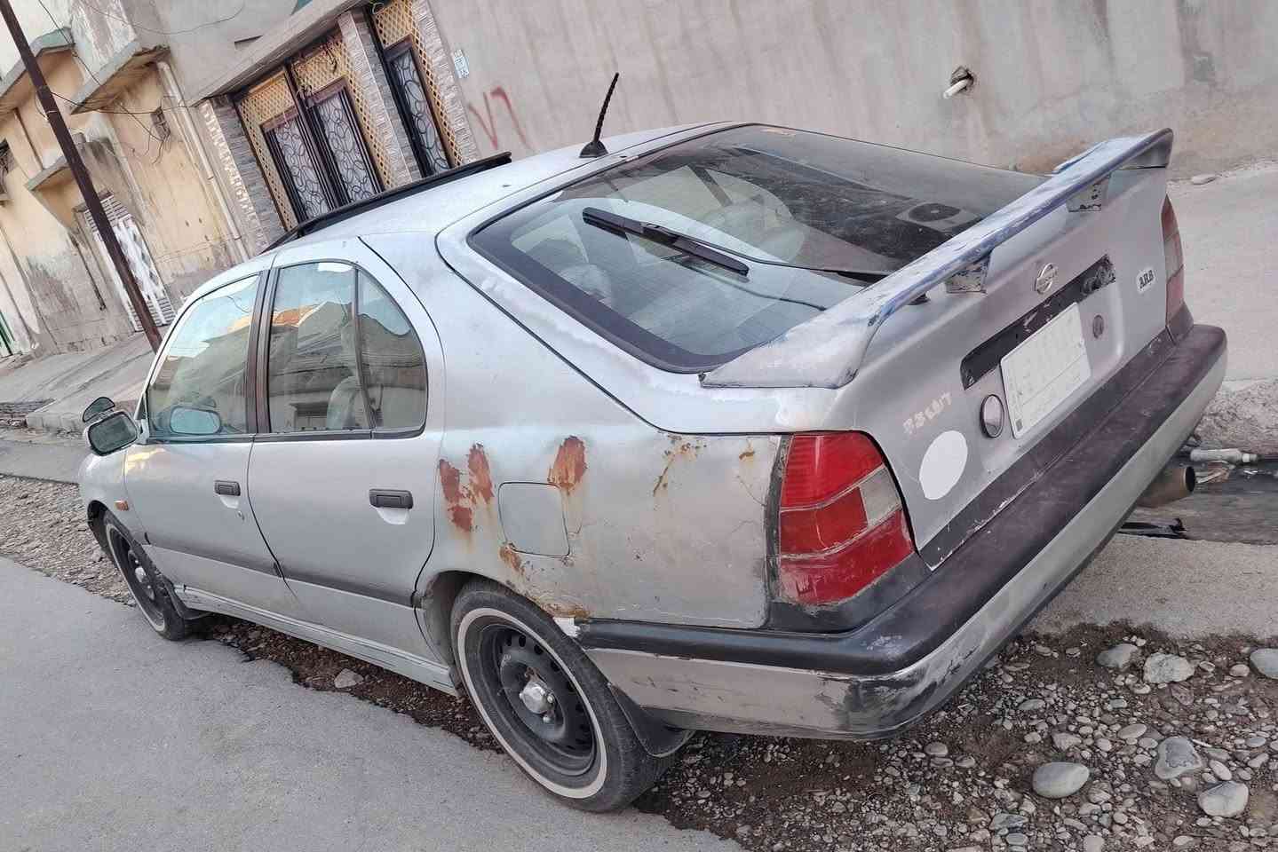 نيسان بريميرا للبيع
حجم 2000
محرك كير شرط
رقم نينوى تحويل فقط
كابون ورقي
السعر 31 وبيها مجال 
***********
***********
