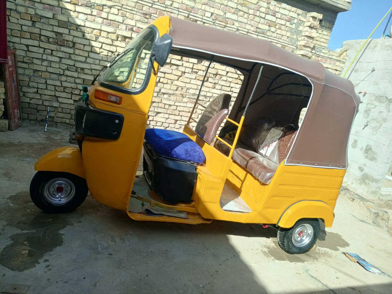 سلام عليكم اقره منشور اله تخابر تكتك لبيع موديل 17وراق صولي محرك خير من الله مصبوغة  جماليه مكاني بابل الحمزة الغربي السعر 3800بيهه مجال ***********
