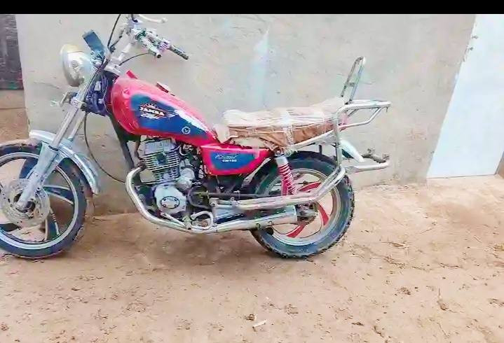 السلام عليكم دراجه جونده للبيع السعر ٢٠٠ وبيه مجال المكان الديوانية عفك سومر الدراجه كلك موديل ٢٠١٦ خاص


**إذا كنت صاحب هذا الإعلان وتريد حذفه لأي سبب، رجاءا أرسل رسالة إلى الدعم الفني**