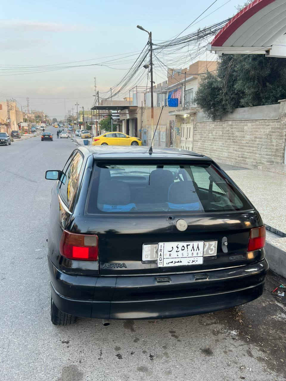 سيارة  استرا  موديل  93
محرك  ٢٠ 
تك  باب  رياضي 
كير  ومحرك  شرط  
راعيها  بالموصل 
ضرر  جاملغ  اليمين 
وبيها دواير  مصلحه 
السعر 33وبي  مجال 
رقم صاحب  السيارة 
***********
