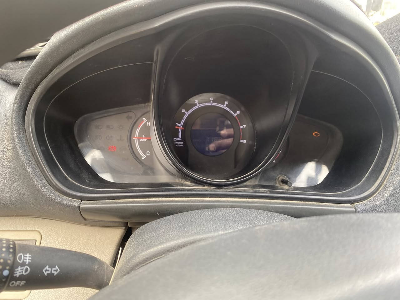 السلام وعليكم
اليوم شرفني الاخ ابو يزن من الحله 
تصليح لد الشاشه والفرق واضح ومعروف الشغل 
عنوان الغزاليه شارع 60الهياكل قرب اسواق ريماس 
***********سيف
