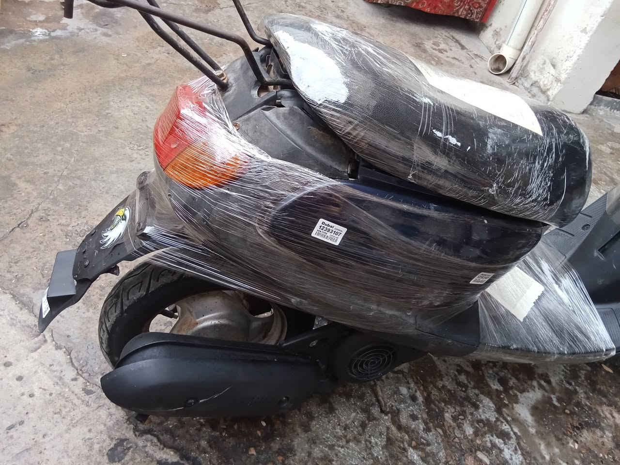 سلام عليكم شباب دراجه لبيع جاهزه شغاله سلف اوهندر شغاله شلعه اومعدل 275اوبيهه مجال مكاني بغداد مدينه الصدر شراي خابرني هاذه رقمي ***********
