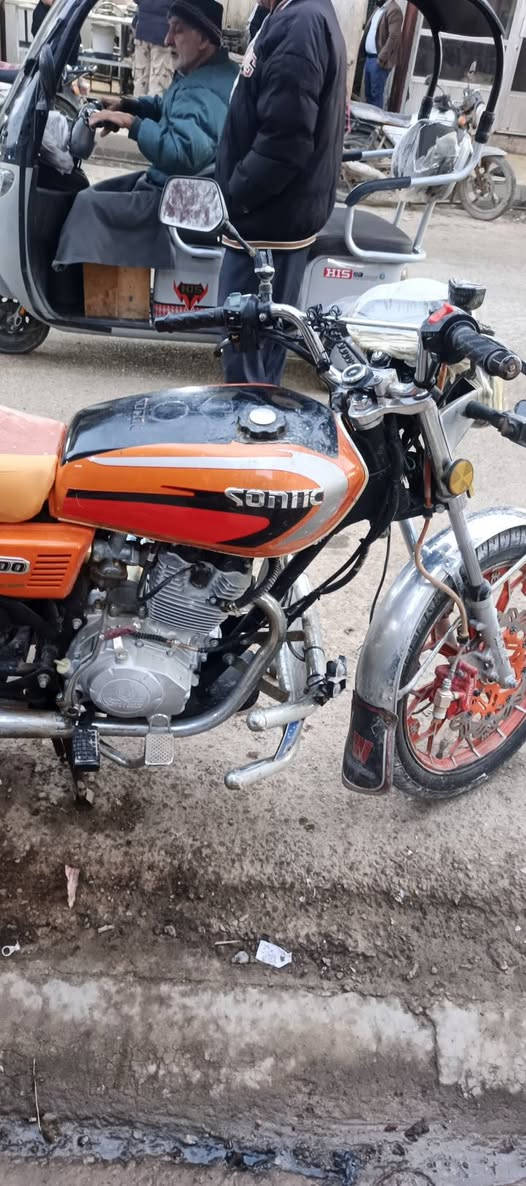 إسلام عليكم بموطور ايراني اربعه وعشرين سعره 650 وبي مجال  ‏‪***********‬‏
