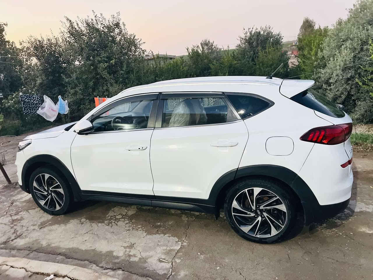 تکسۆن مودێل2019سەنەوی سالەک بەسەر جووە   رەقەم سلێمانی  فول فول مواصفات بەس پانوراما نیە ئاوێنە شەفت بەسمە لایت پێنچ عەدەسە پێش و پاش کەپس زۆر خاوێنە رەقەم تەلەفۆن *********** نامە بنێرەلە واتسئپ
