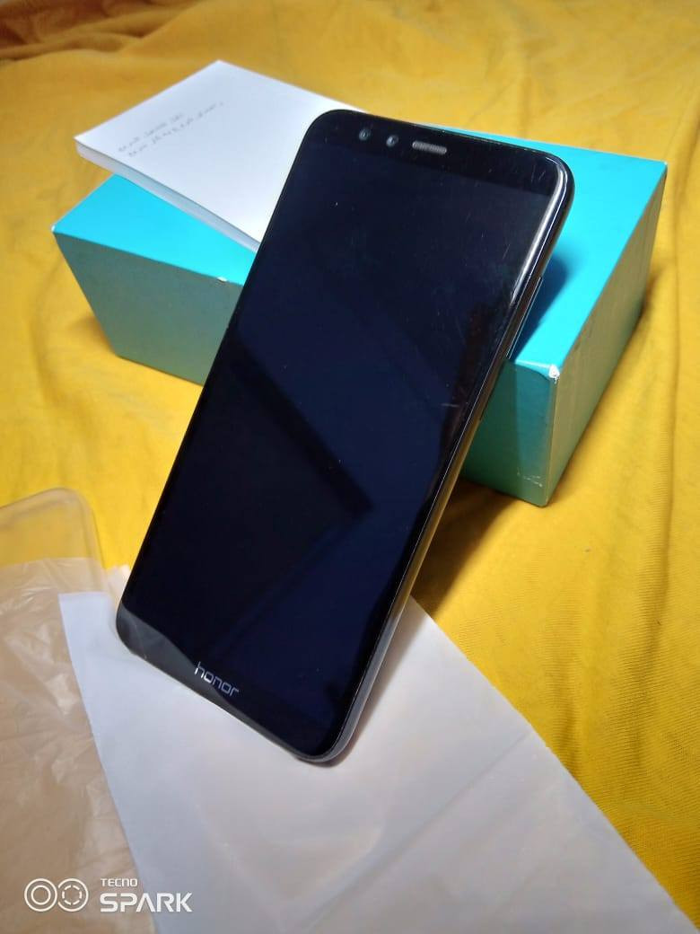 موبايل هونر 9 لايت ذاكره 32 رام 3مع كارتون مستعمل سعره 75الف
ساعه جيل 2 مستعمل سعره 25الف
مكان خانقين عندي توصيل كل محافظات العراق وبغداد 
اي استفسار ***********
