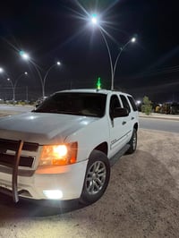 تاهو LTZفول للبيع كير محرك بشرط 07817255217