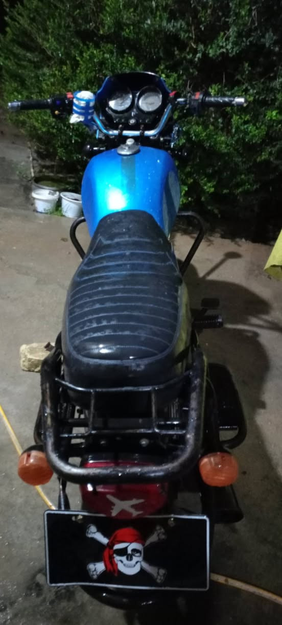 اللهم صل على محمد وآل محمد
دايوان موديل 19 أوراق أصولية كاملة.... دراجة حلوة ونظيفة ومرتبة// العنوان كوت الدجيلي 
***********
