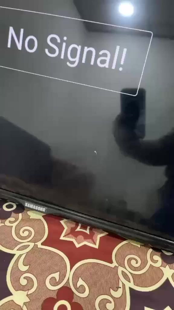 السلام عليكم شباب عندي شاشه نيت حجم 43 بي طخ ابيض بس مظر  رايد 130


**إذا كنت صاحب هذا الإعلان وتريد حذفه لأي سبب، رجاءا أرسل رسالة إلى الدعم الفني**