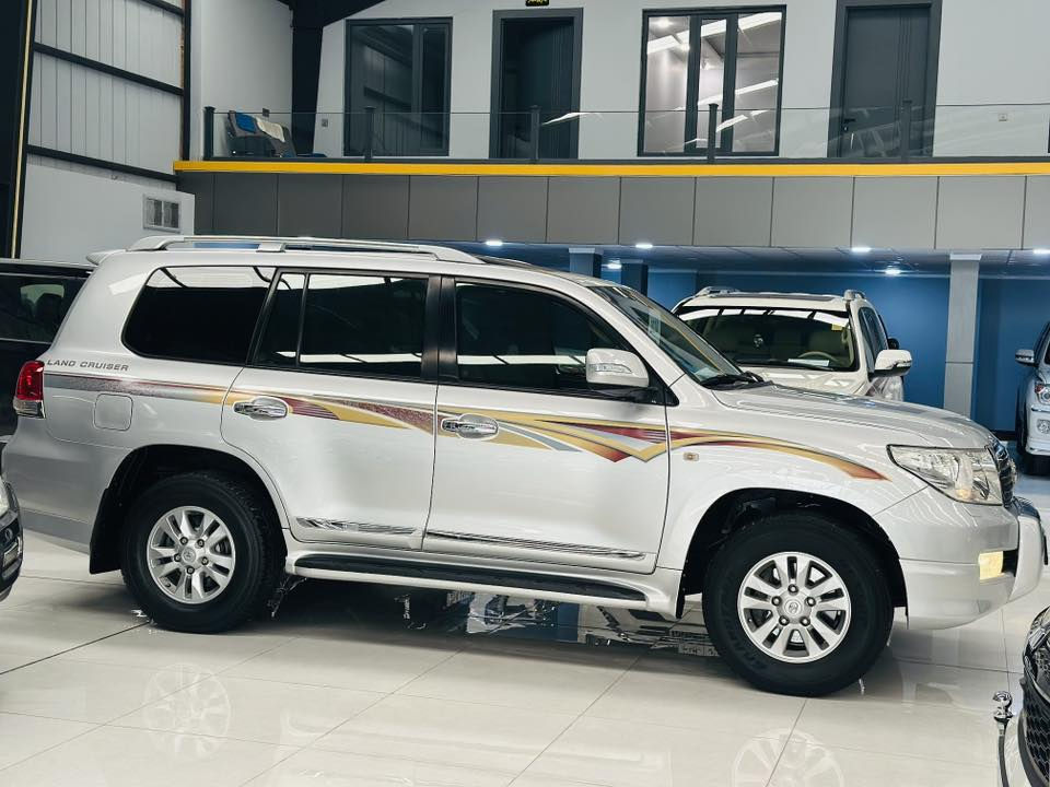 للبيع 2010
سياره مكفوله من صبغ وصوره سونار بل منشور 
شرط تحويل والوكاله 
مكانها كلار 
***********
