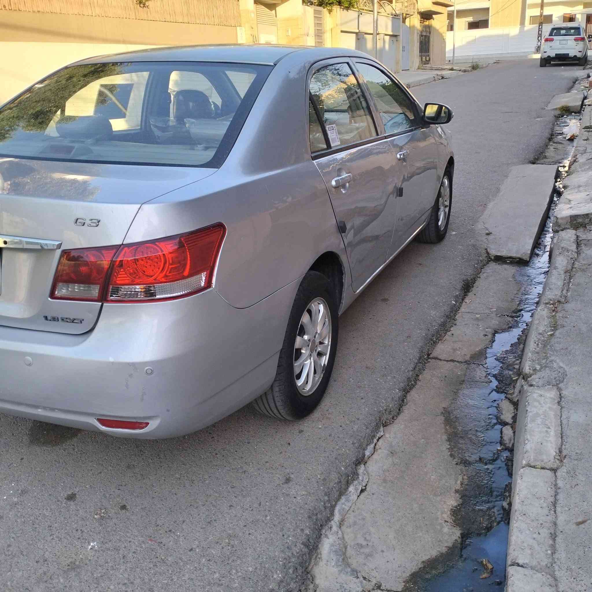 ByD  جي ثري سيارة فول مواصفات كير توماتيك جامات كهرب بصمه تبريد بارد ثلج موديل 2013 سيارة باسمي شرط التحويل السعر 55 للاتصال
اسيا ‏‪077-409-25034‬‏
كورك‏‪0751 783 2995‬‏
