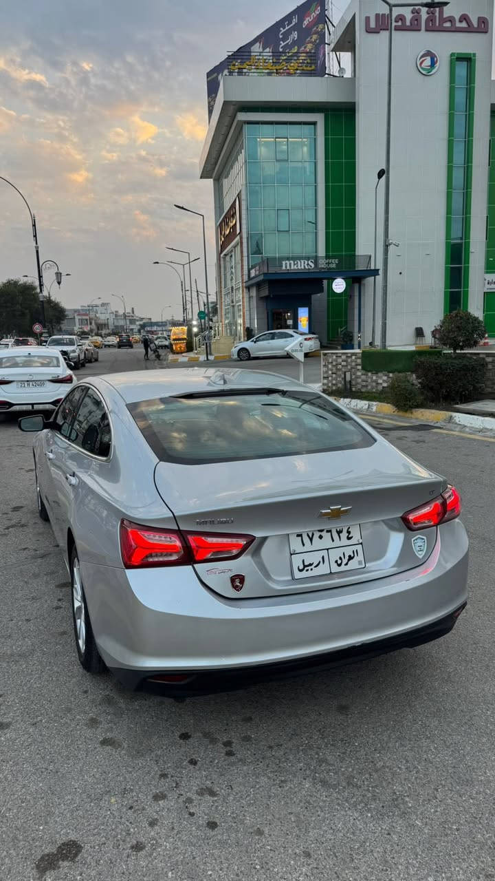 سيارة ماليبو LT للبيع 
موديل 2020 
بدون ايرباك بدون صبغ 
رقم شاصي : 1G1ZD5ST5LF032968
ورقة فحص موجودة مع الصور 
ماشية 66 الف مايل 
سعر 106 

بصمة تشغيل 
شاشة 
كاميرا خلفية 
اوتو هولد 
مكينة 15 تيربو 
شاشة كار بلي 
بصمة بيبان 
نظام ذكي فتح وقفل الباب 
مواصفات LT المعروفة 
بيها دفتر بنزين / سنوية ما منتهية
مكان السيارة كركوك 
***********
