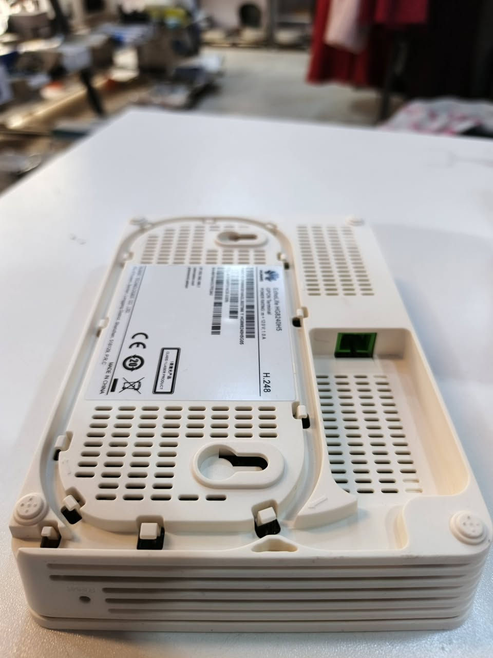 محول راوتر ألياف ضوئية أصلي من شركة Huawei
‏
‏✔️ واي فاي ثابت وسرعة عالية
‏✔️ 4 مخارج LAN للأجهزة والكاميرات
‏✔️ يدعم خط تلفون أرضي
‏✔️ مناسب للبيت، المحلات، والمكاتب


**إذا كنت صاحب هذا الإعلان وتريد حذفه لأي سبب، رجاءا أرسل رسالة إلى الدعم الفني**