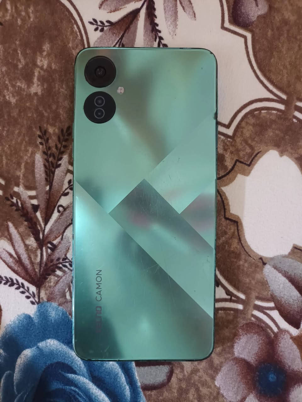 تكنو كامون 19 نيو مبدل شاشه الاصليه الوكاله بمجمع الافق والكامره الاماميه ما تشتغل ذاكره ١٢٨ كيكا  والرام ٦ كيكا بطاريه 5000 تكنيك واتصال وصوت فول ببجي ٦٠ فريم السعر ٨٥ الف


**إذا كنت صاحب هذا الإعلان وتريد حذفه لأي سبب، رجاءا أرسل رسالة إلى الدعم الفني**