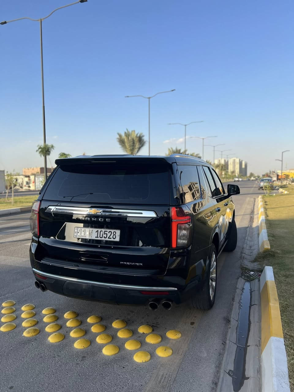 تاهو بريمير خليجي موديل 2021
فول موصفات معروفه مواصفات البريمير
 جكات ودوسات كهرابائه 
كامرات 360 درجه
وشاشات عدد 3 
وبانوراما 
داتا شو 
حساسات ورادارات اماميه وخلفيه
بيها ربع جاملغ صبغ بسبب شخط 
وبيها تعديل بارد بسيط بالباب  الامامي بصف السايق 
السياره مغلفه ppf ضمان 10 سنوات 
مكانها بغداد حي الجهاد 

السعر المطلوب 43،500$ وبيها مجال  

للاتصاال ***********

