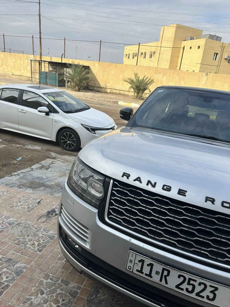 رانج فوك موديل 2013  محرك 8 سلندر بدون سوبر المرغوب كفاله عامه محرك كير حداديه كفاله من الصيغ ولبارد ولشخوط اي نقص مابيها للبيع وترهم امراوس حسب القناعه مكاني الأنبار الرمادي ***********
