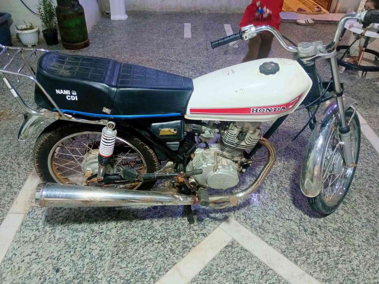 سلام عليكم نامه متياز بيهه محرك ياكل الكاع ادوات 300وبيهه مجال قليل مكاني المهندسين ***********
