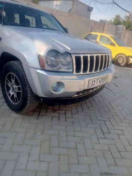 السلام عليكم اخوان 
للبيع جيب لاريدو موديل 2006رقم بغداد بأسمنه جاهزه للاخير السعر 78مكاني بغداد الكريعات للاستفسار ***********
