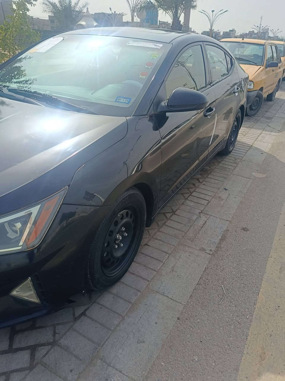 سلام عليكم النتره موديل 2020 فول مواصفات
كشنات تتفه 
حساسات 
صياقه ذاتيه 
تحديد مسار 
بلرامه
منضومه عدسات 
كير ايتي 
مكينه دوش
سياره خير من الله 
عنوان بغداد 
ضربتها مقدمت شاصي بدنه 
رقم***********
بسمي
