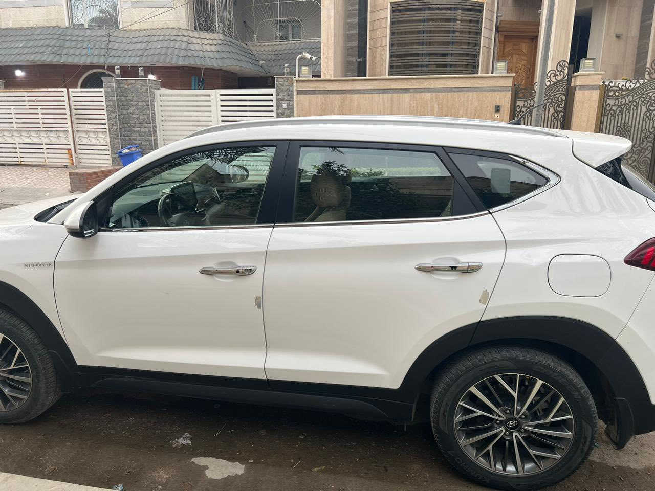 السلام عليكم توسان 2020 خليجي رقم بغداد فول مواصفات ما عدا البانوراما محرك 2000 كشنات كهربائية مري شفط كامرا حساسات تبريد قطعتين كشنات جلد تحكم ستيرين ثلاث وضعيات شاشاة كار بلي شاحن واير ليس هند بريكك بالقدم ماشية 60000 السيارة مكفولة ما عدا طخة بالباب موضححة بالصورة للاستفسارات ***********
السعر 20500
