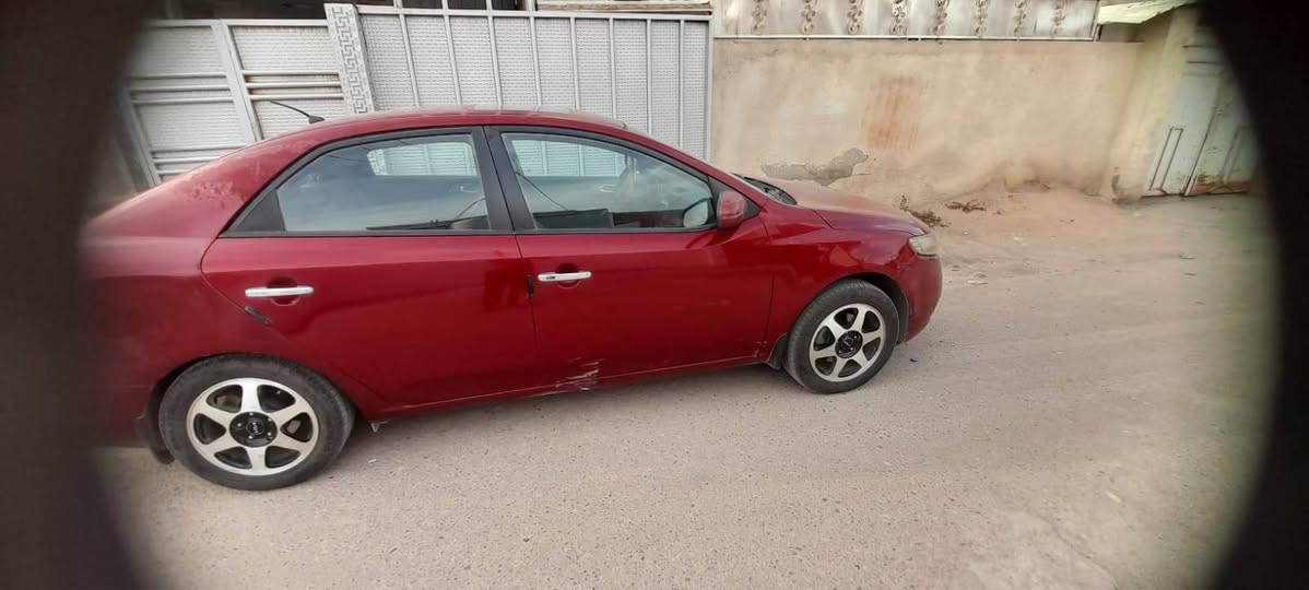 من رخصة الادمن
مكلف بالنشر 
بيع مستعجل 
سيارة سيراتو 2012 كامل مواصفات 
احمر كرزي 
بصمة 
فتحة سقف
مري شفط 
كشنات جلد 
تبريد ثلج 
تخم تاير جديد ويل كب 
باسمي تحويل ثاني يوم 
رقم بغداد سنوية باسمي 
حادث بسيط بالجاملغ الخلفي شاصي سليم 
ثلاث قطع صبغ 
جراد خفيف بالقمارة 
السيارة بلادي عدى ثلاث قطع صبغ 
السعر 77 وبي مجال 
رقم الهاتف وبي واتساب 
***********
غير متواجد على الفيس
