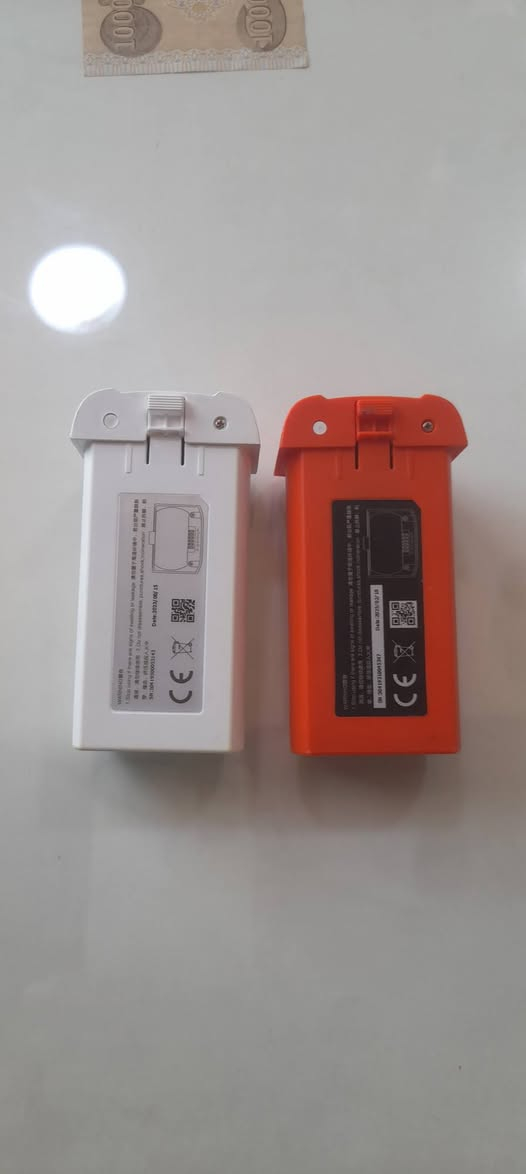 السلام عليكم  //  هذه بطاريات أصلية لطائرة الدرون FIMI Mini 3 أو X8 Mini.تتميز بسعة 2200 مللي أمبير في الساعة، وهي مصممة لتوفير وقت طيران يصل إلى حوالي 31 دقيقة.تتكون الحزمة من بطاريات بوليمر ليثيوم أيون (Li-ion Polymer) بجهد اسمي 7.7 فولت 🌹🌹🌹🌹


**إذا كنت صاحب هذا الإعلان وتريد حذفه لأي سبب، رجاءا أرسل رسالة إلى الدعم الفني**