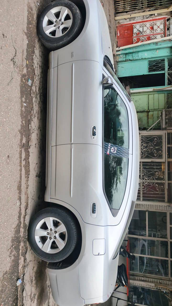 السلام عليكم جارجر موديل ٢٠١٠مكينه ٣٥٠٠رقم أربيل باسمي كير مكينه حداديه مكفولات بيه صبغ بدون حادث بدون ارباك سياره احلى من الصوره مكاني بغداد الكرخ السعر ١١٠ وبيه مجال مكلف بالنشر للاتصال على الأرقام التالية(***********)
