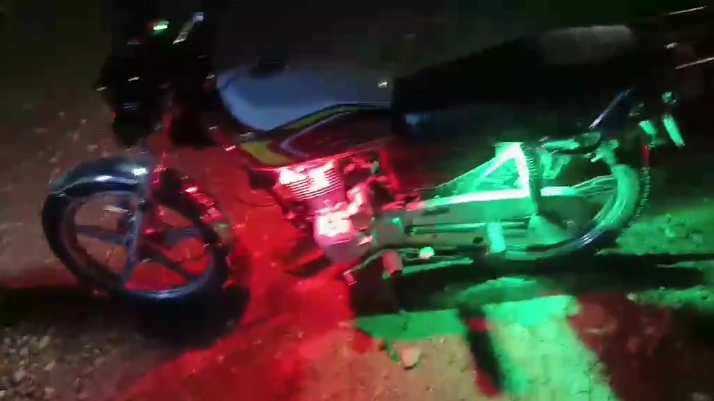 موديل ٢٠ حمامه بالشارع يرهم مراوس حسب القناعه


**إذا كنت صاحب هذا الإعلان وتريد حذفه لأي سبب، رجاءا أرسل رسالة إلى الدعم الفني**