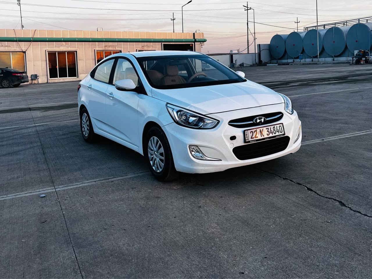 هوندا ئەکسند مودیل 2017مواسفات 
خلیجی داخل زەرد گێرتوماتیک و عادی 
ئاوێنەکارەباجام کارەبا  ڤولیوم دژخلیسکان
سیستەم ico بلوتوز ABS  
سیارە بێ مەسروفە هەیکەلی جوانە
سبوغ وێنەی سونەرم داناوە پشتوپێش کەپس
گێرومکینەدوش نەکرایتەوە136هزار رویە
سەنەوی رەقەم نوێیە تحویل غرامە بەشەرت
سعری 95$وەرەقە ژم***********
واتسئاب لەسەرە شوێن هەولێر أربيل, العراق
