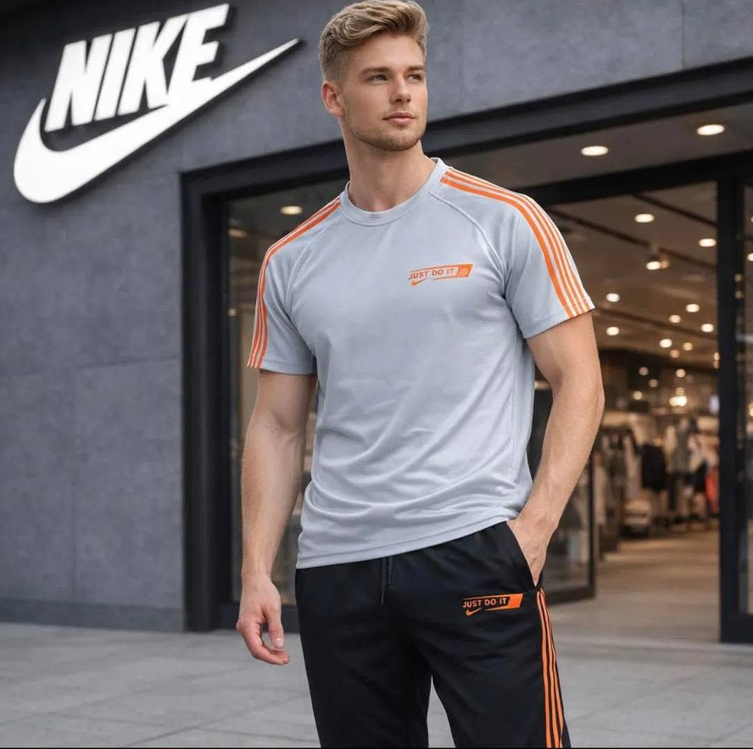 🔥🔥 الموسم الصيفي الرجالي 🔥 🔥
 تراك سبورت ستن الأصلي.
سعر التراك (15,000) الف فقط
القياس (L_XL_XXL_XXXL)
توصيل فقط 🚗 نجف كوفه3الف محافضات 5الف للحجز والاستفسار 📱 عالخاص او عالواتساب ***********
