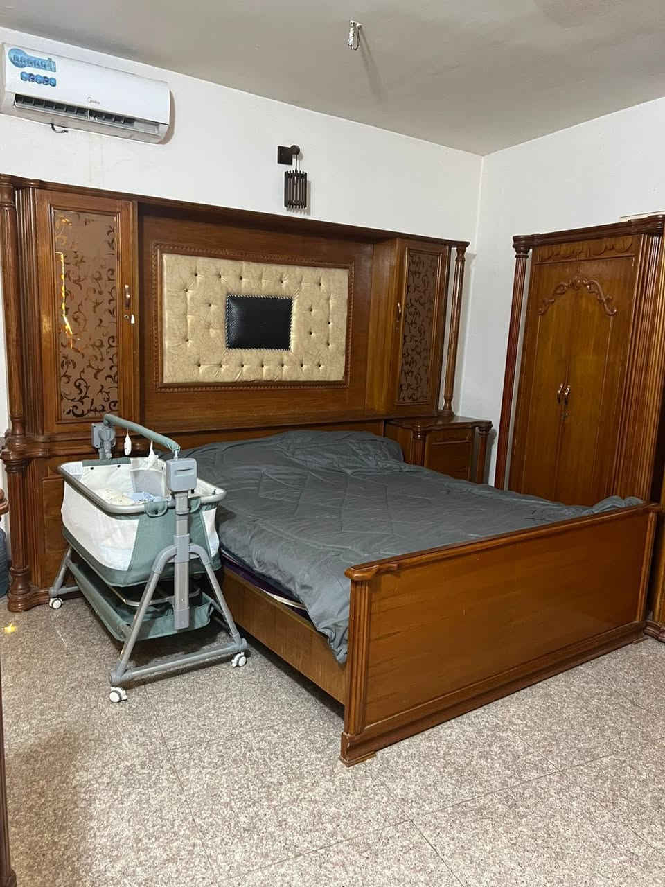 غرفه نوم عراقيه درجه اولى للبيع السعر 900 وبيها مجال العنوان بغداد الصالحيه


**إذا كنت صاحب هذا الإعلان وتريد حذفه لأي سبب، رجاءا أرسل رسالة إلى الدعم الفني**