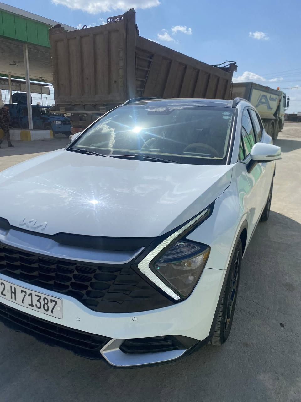 السلام عليكم شباب للبيع سبورتجGT 2023 كفاله عامة
فول موصفات بصمه تشغيل 
كراسي كهرباء 
إسترين تدفئة + كراسي
مكينه 2000 دوش
هاند بريك بصمه
شاحن واير ليس 
شاشه ابل كار بلي 
اريل نفكيتر
كامره دواره
دشبول ايباد
قطعتين تبريد
حساس امامي وخلفي 
لايت زينون + LED
كشافات زينون
بكلايت LED
ويل كب 19
شفتات مقود
مثبت سرعه
نظام مانع الانزلاق 
نظام نزول منحدرات
نظام الايزو فكس
درايف مود SMART/SPORT/Eco/NORMAL
اشاير بل مري والمري قابله للطي
مخارج USB + مخرج كشن USB
تطعيم الدواخل المنيوم + اسود لماع 
السعر 228 وبيه مجال 
العنوان/صلاح الدين / الدجيل
للاستفسار ***********
