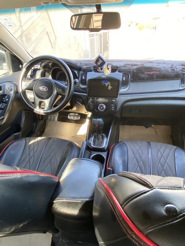 سيراتو ٢٠١١
كلين بدون ضرر .محرك ١٦.فتحة سقف . بصمه .شفتات سترين.حساس خلفي.شاشة كاميرا خلفيه.سيارة باسمي رقم اربيل شرط التحويل .موصل قوسيات  ١١٨ ورقة
***********
